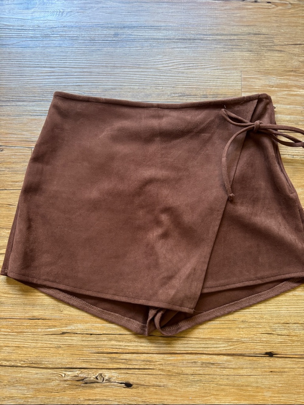 Windsor Brown Wrap-Front Mini Skort. New never worn!